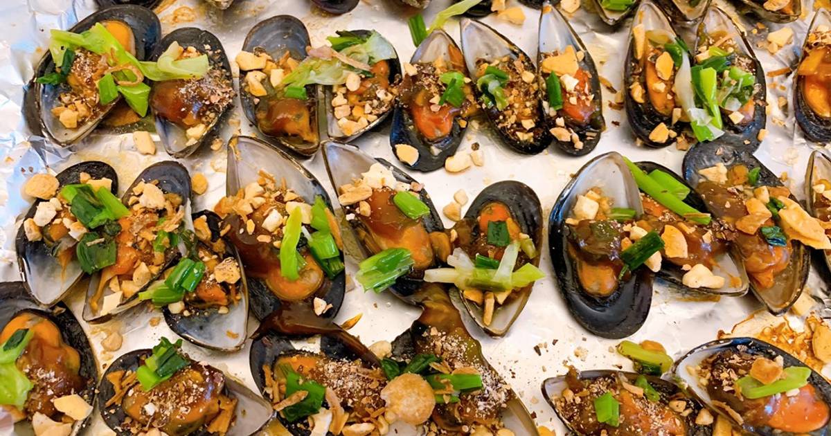 Vẹm nướng mỡ hành (Mussels)