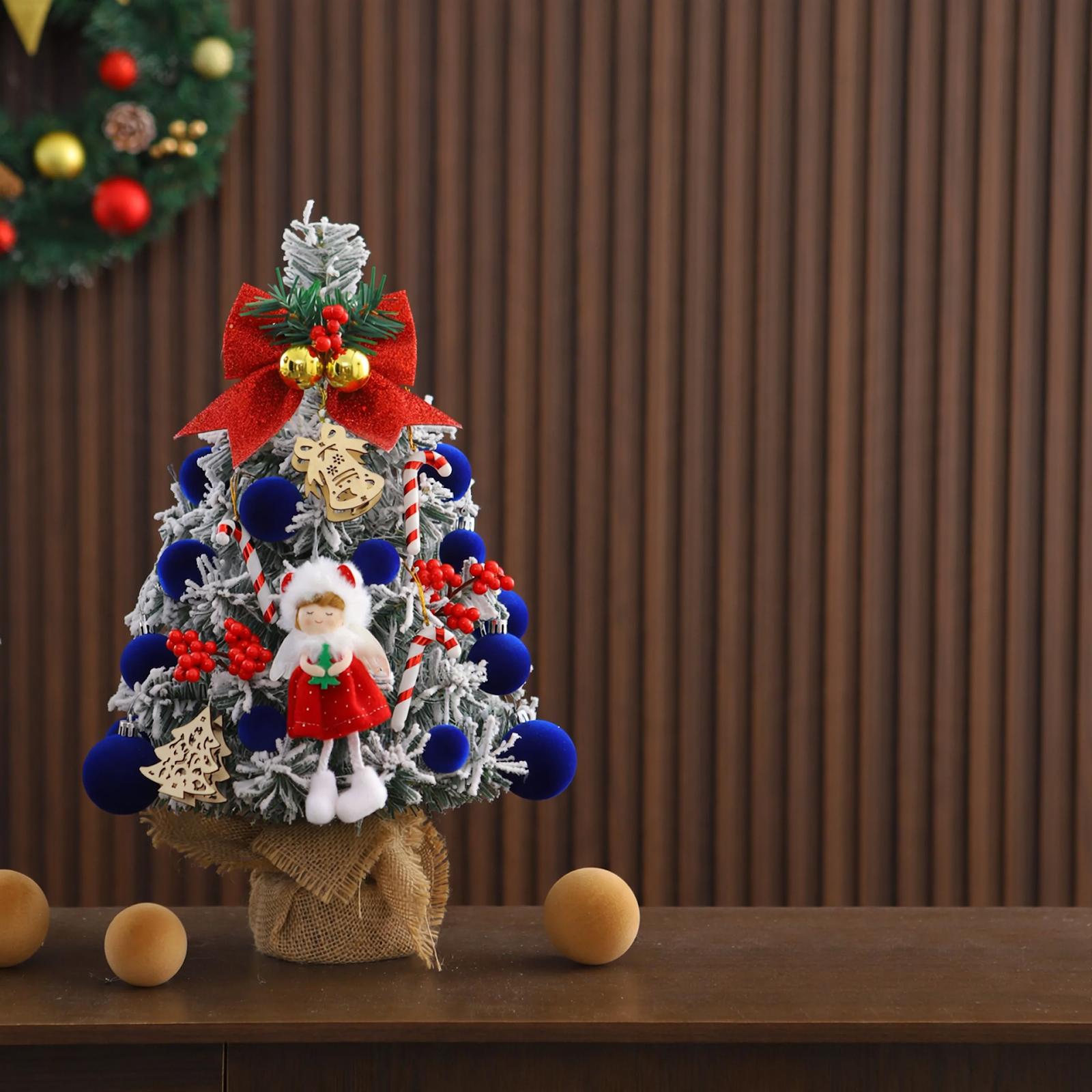 Mini-Weihnachtsbaum mit Beflockung, 45 cm oder 60 cm