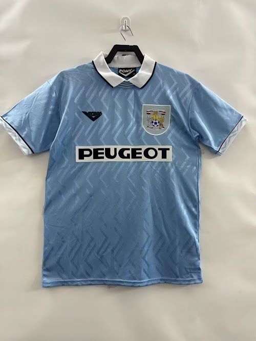 Equipación local del Coventry 1994-96.jpeg