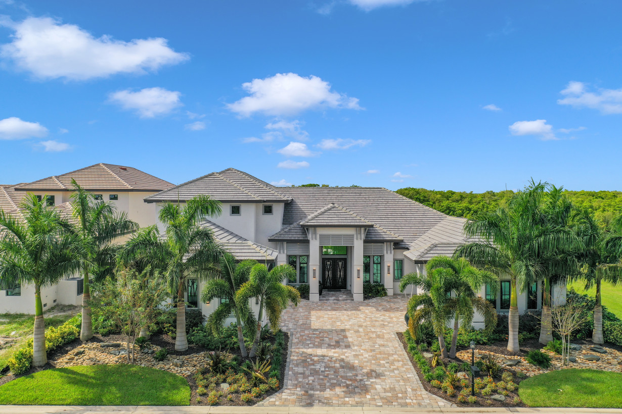 Tarpon Estates interior