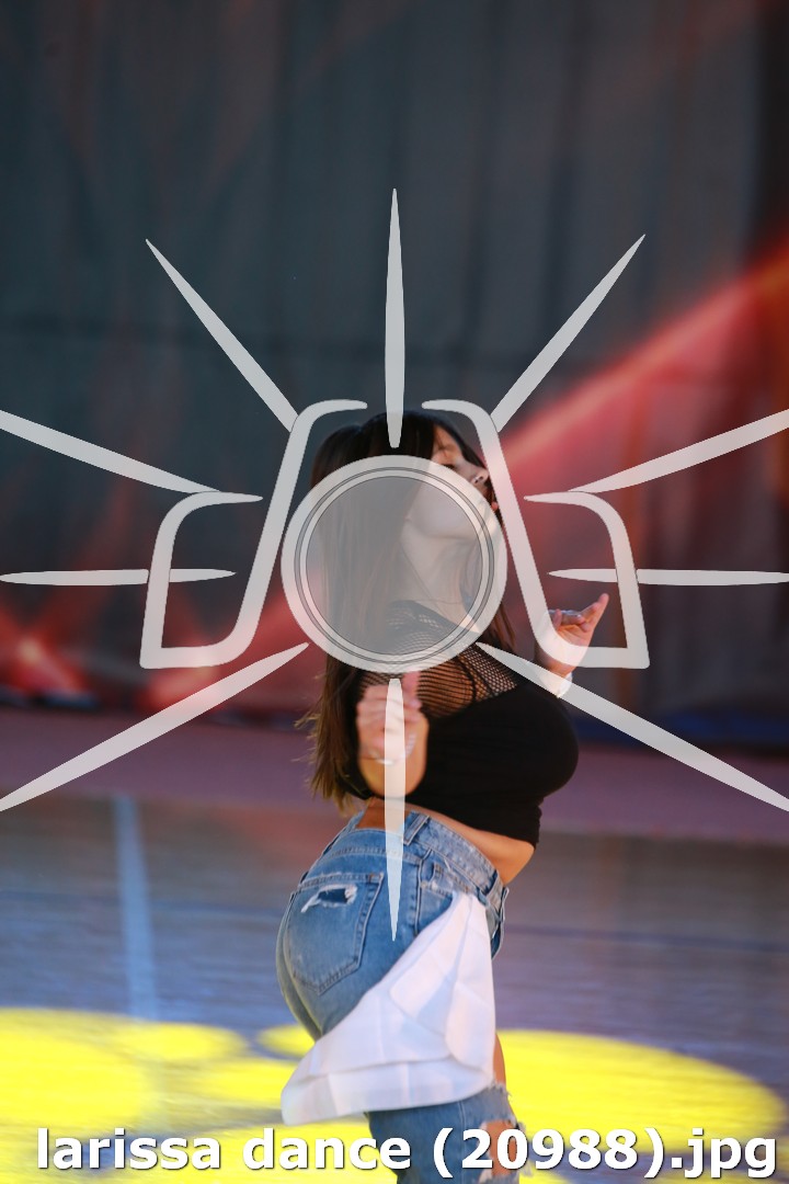 larissa dance (20988).jpg