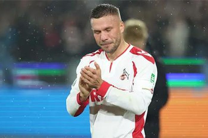 Tiền đạo Lukas Podolski tuyên bố giải nghệ - Đài Phát thanh và truyền hình Hà Nội