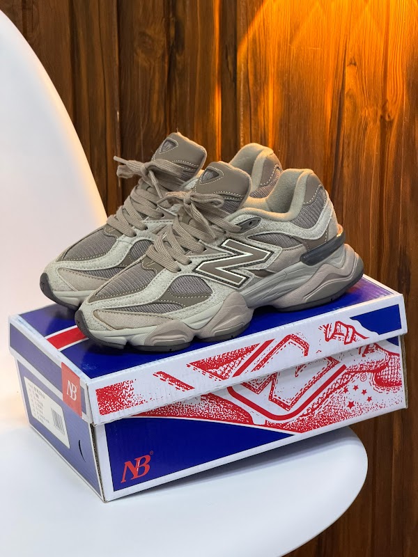 New Balance 9060