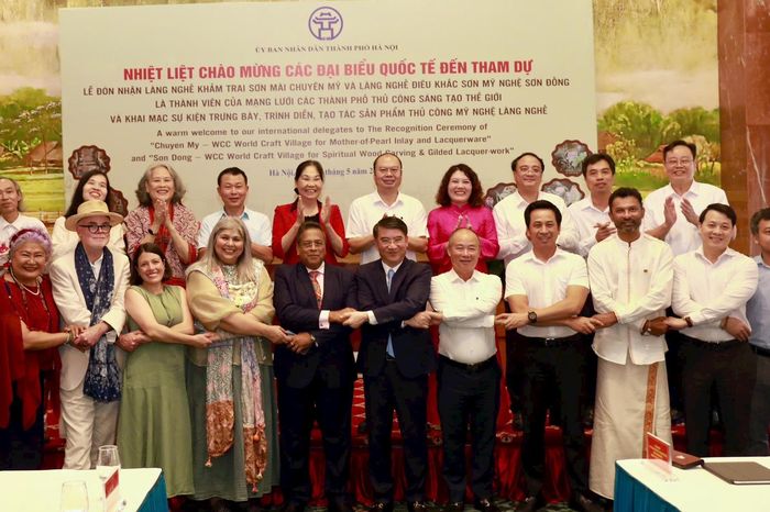Làng nghề Hà Nội vươn tầm thế giới - Đài Phát thanh và truyền hình Hà Nội