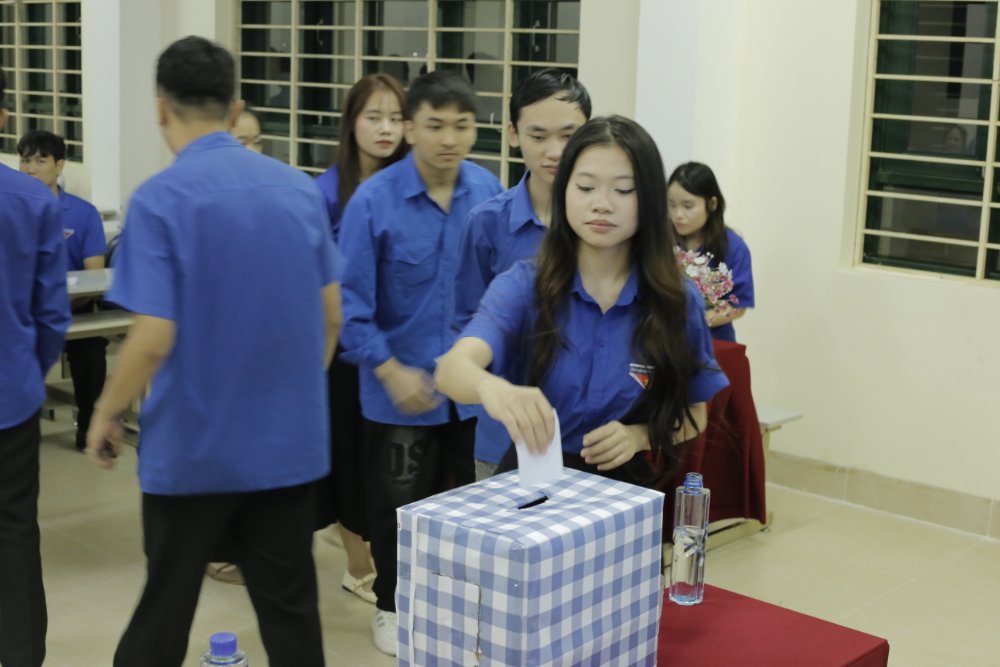 Đại hội Lớp và Chi đoàn K64 ĐHSP Tin học nhiệm kỳ 2026 – 2027