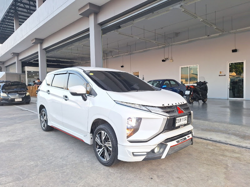 MITSUBISHI XPANDER