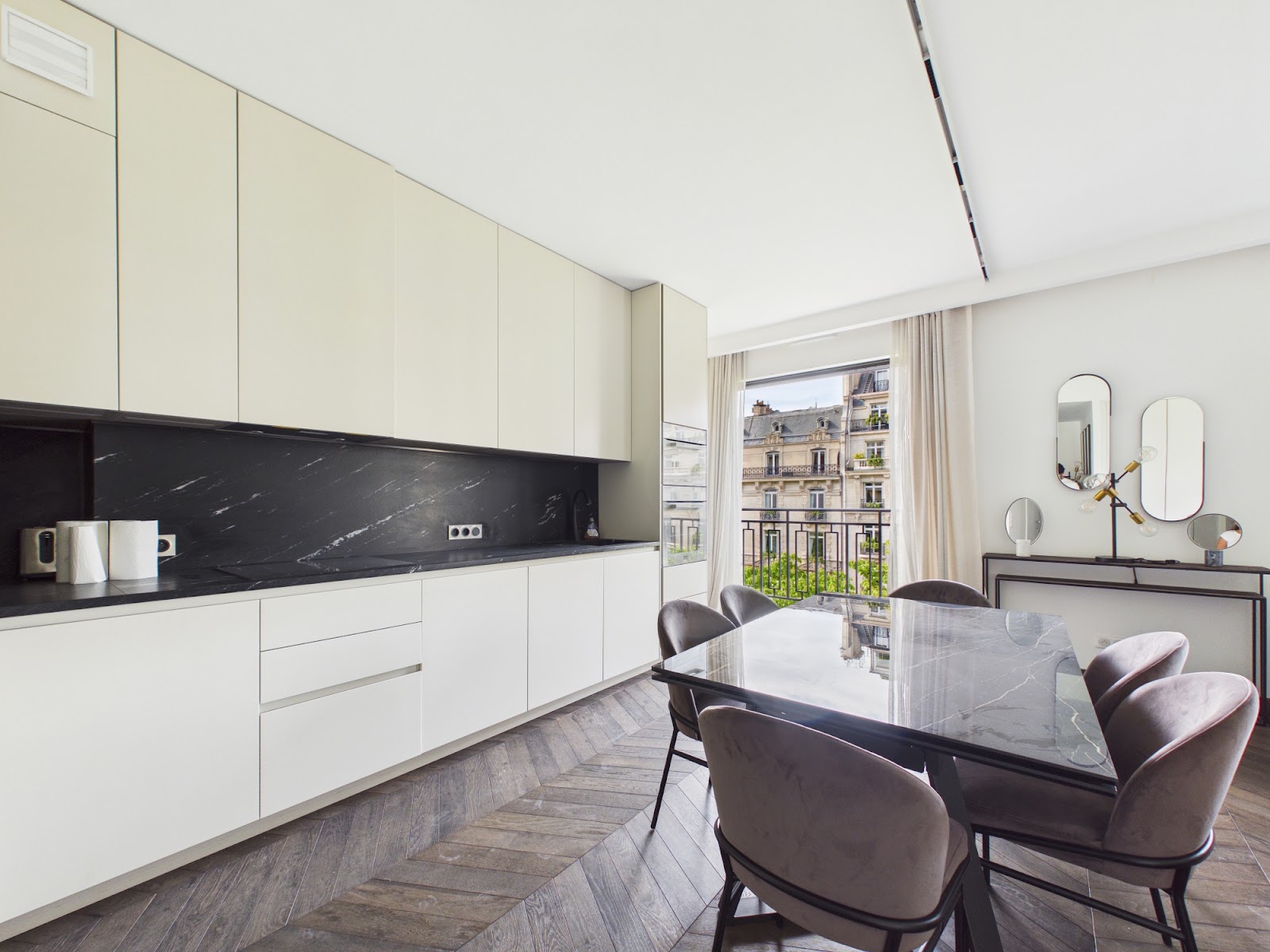 Appartement — 12 avenue Montaigne, 75008 Paris — photo 13/30