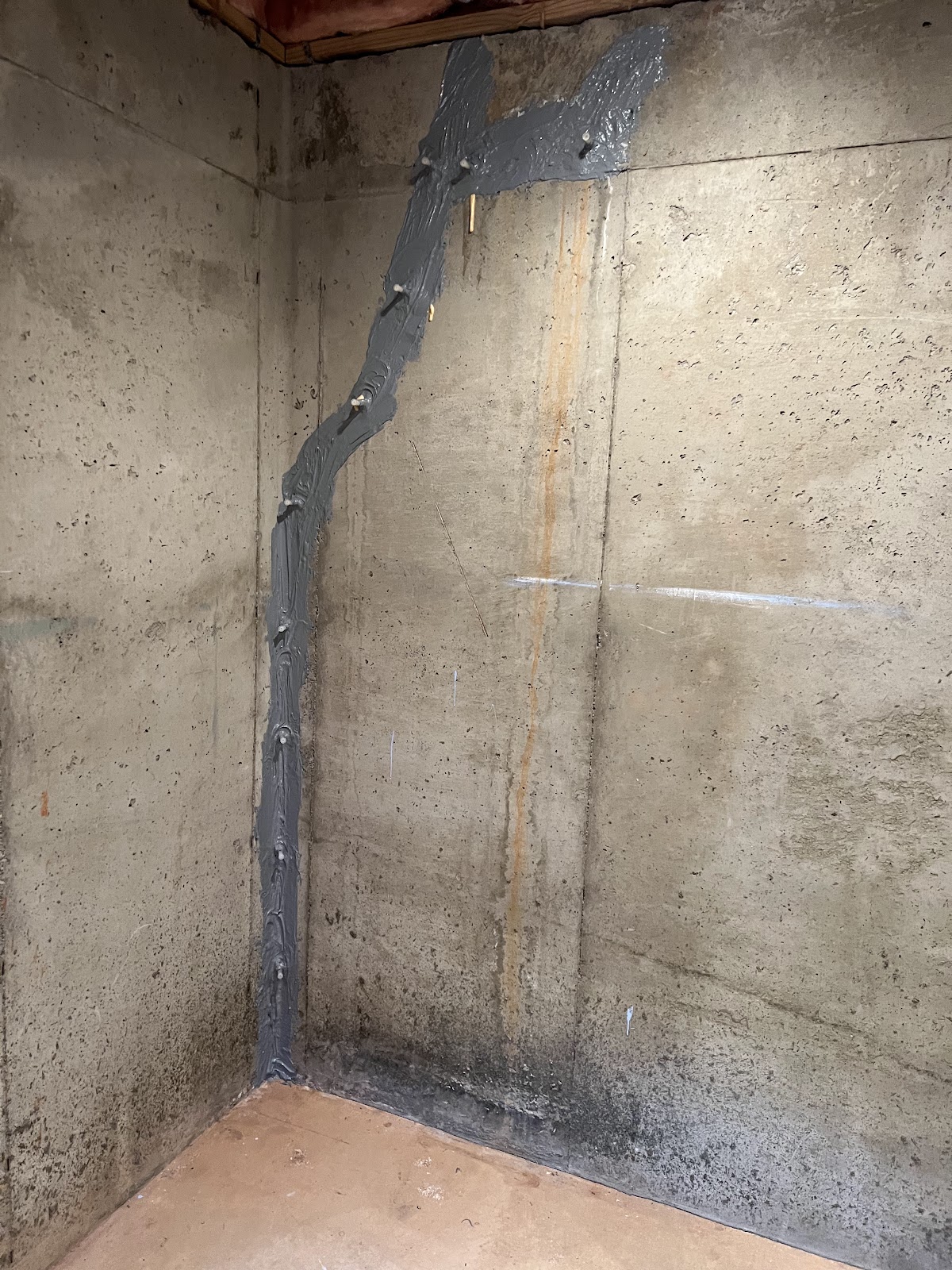 Possibly purchasing a house with basement wall cracks