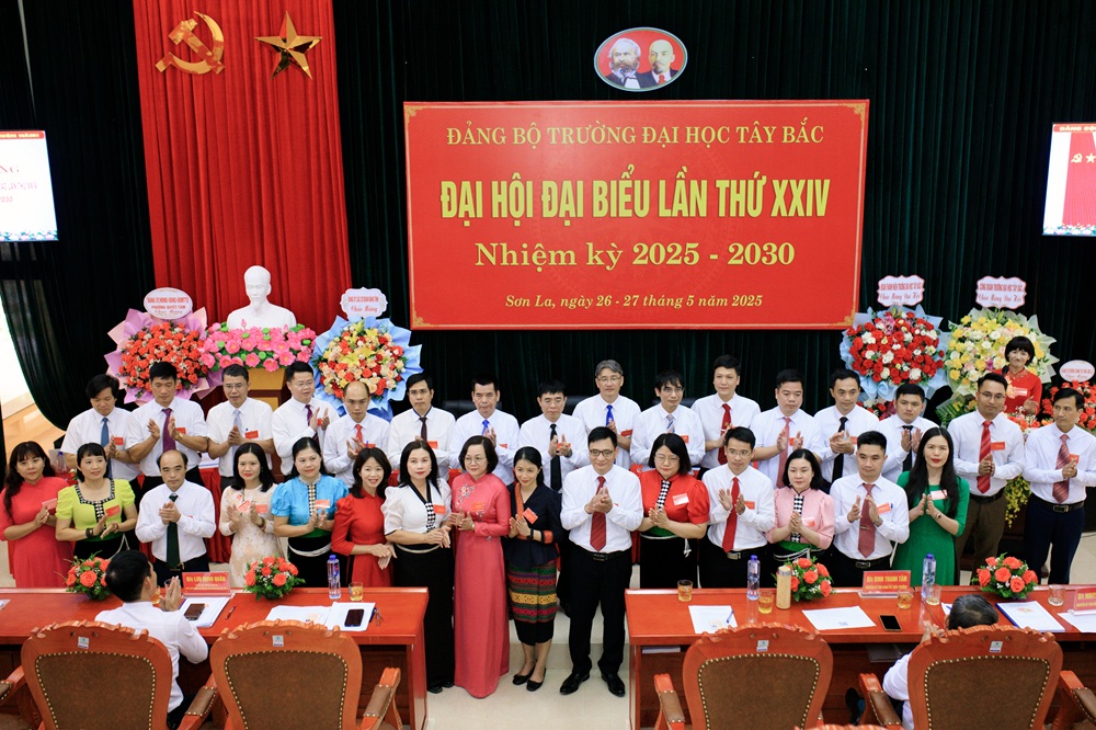 Đảng bộ Trường Đại học Tây Bắc tổ chức thành công Đại hội Đại biểu Đảng bộ Trường Đại học Tây Bắc lần thứ XXIV, nhiệm kỳ 2025 - 2030