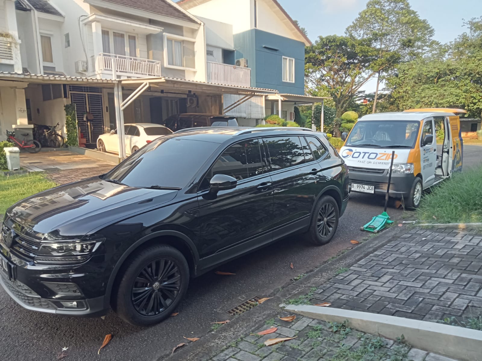 Dokumentasi Penanganan Darurat Lapangan Otomax x Otozip - Jumper Aki Mobil Terdekat Tanjung Priok: Solusi Darurat 24 Jam