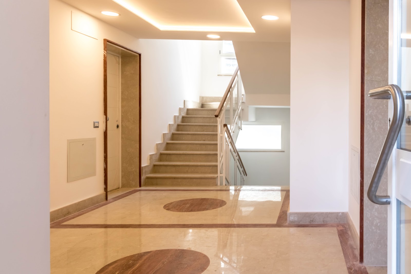 Cucina moderna bilocale nuova costruzione Roma Sud Vigna Murata