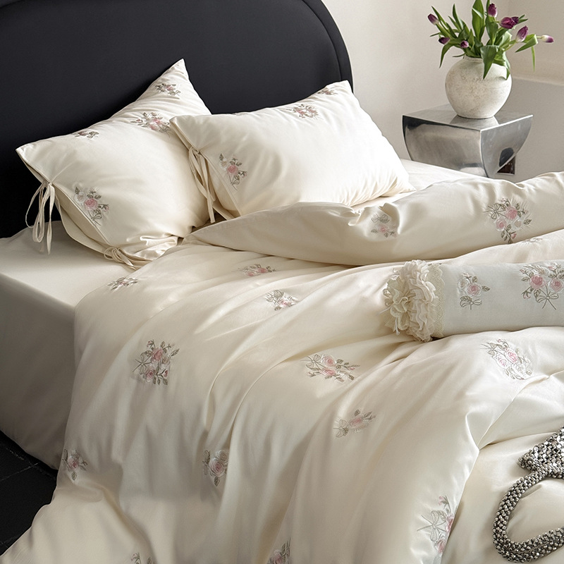 Cotton Bed Linen Set, 100, Rose Design, 4 pieces