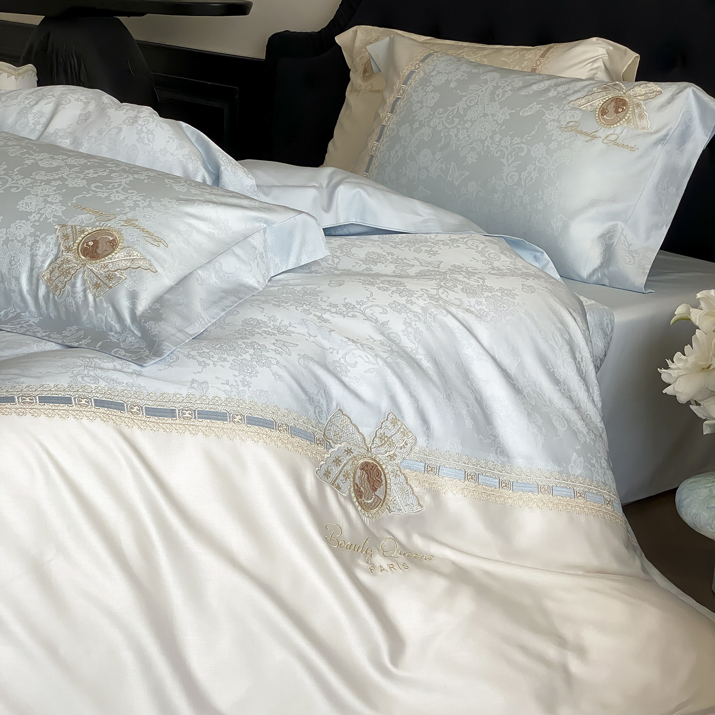 Bedding set, cotton, lace and embroidery