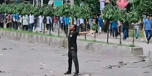 আবু সাঈদ হত্যা মামলা: তৃতীয় দিনেও ট্রাইব্যুনালে সাক্ষ্য দিচ্ছেন তদন্ত কর্মকর্তা; কাঠগড়ায় বেরোবির সাবেক ভিসিসহ ৩০ জন