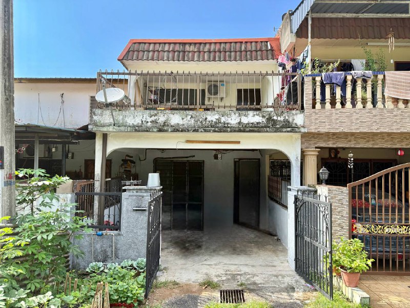 2 Storey Terrace Low Cost Taman Bukit Kajang Kajang — Taman Bukit Kajang, Kajang, Selangor