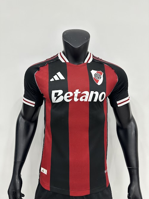 77b65092.jpg