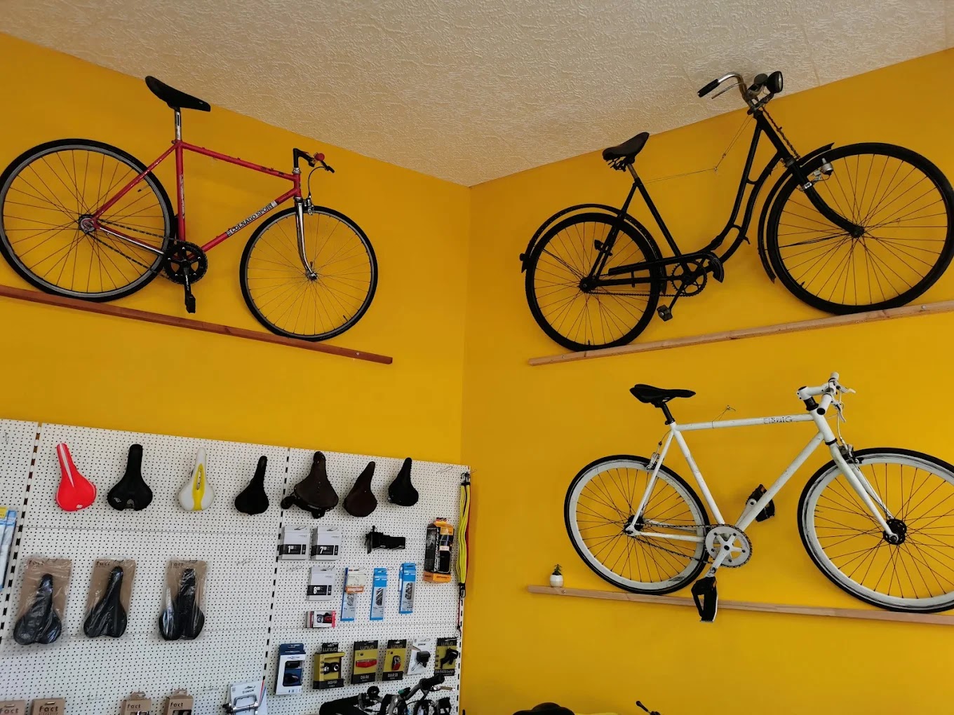 Interior Bikes & Parts