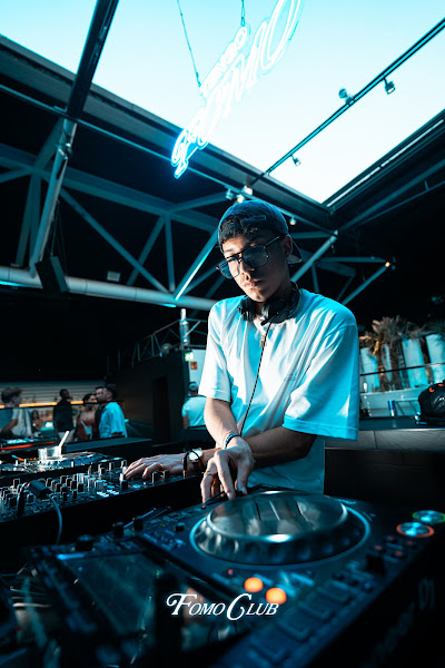 FOMO Club (23).jpg