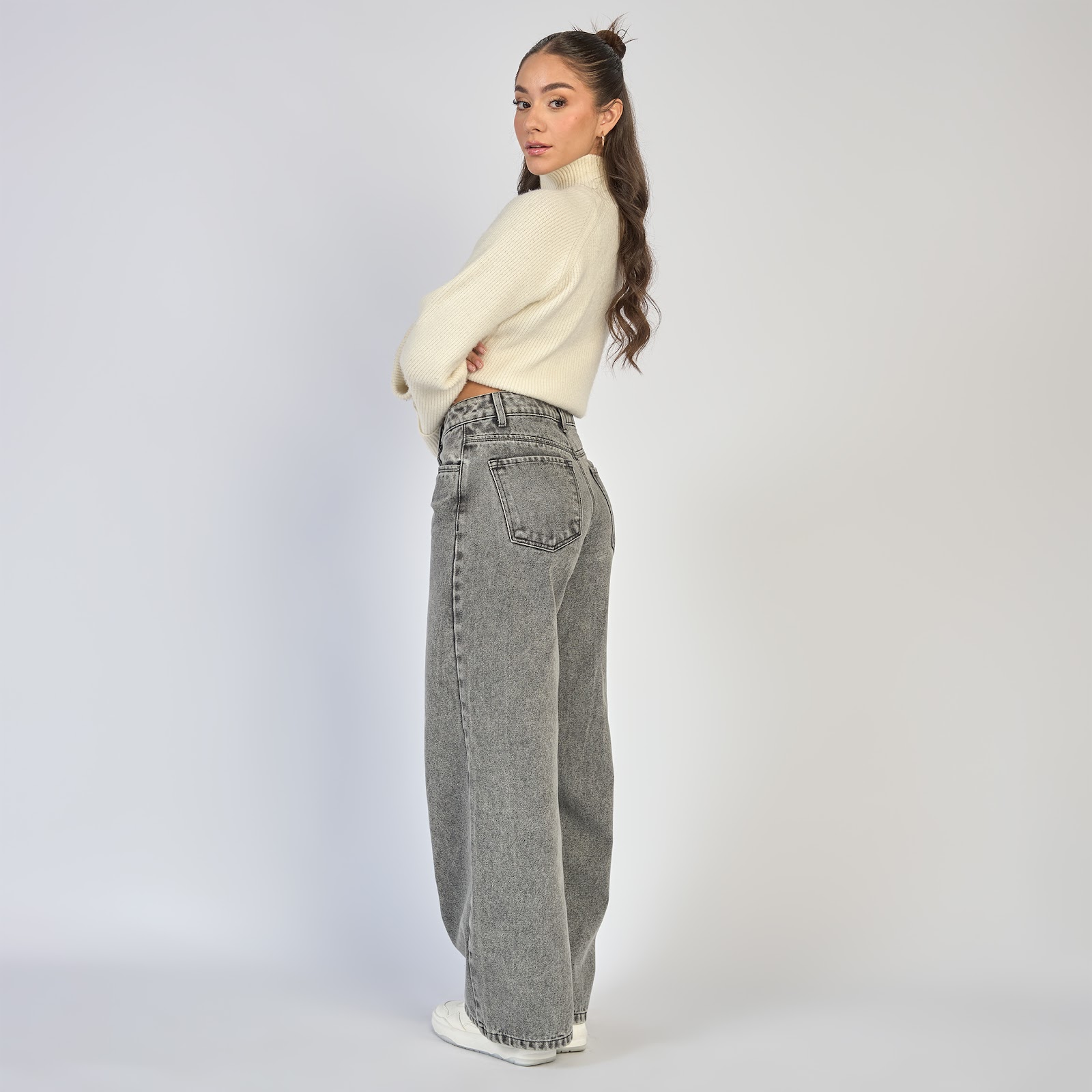 Jean dama wide leg tiro alto rígido, color Gris medio - Vista 4