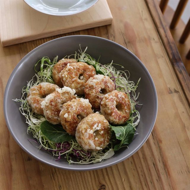 Thịt Chiên Kiểu Bánh Donut