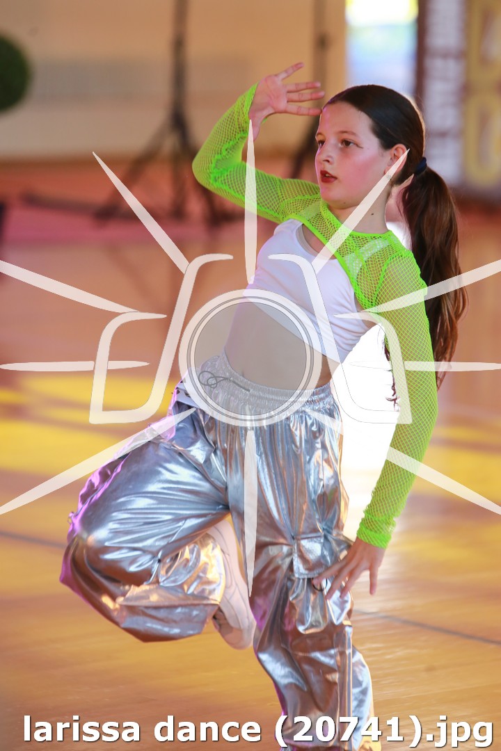 larissa dance (20741).jpg