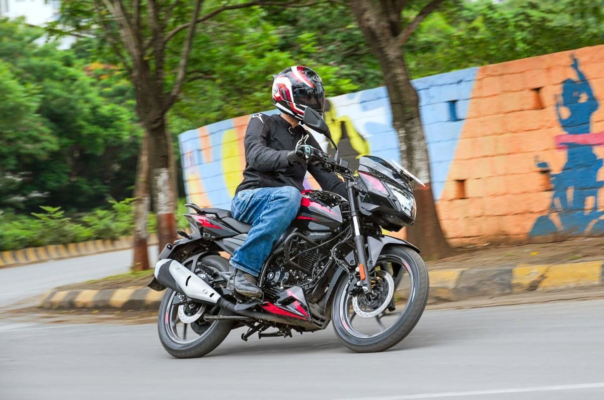 Bajaj Auto Plans Two New 125-250cc Bike Brands in FY2027