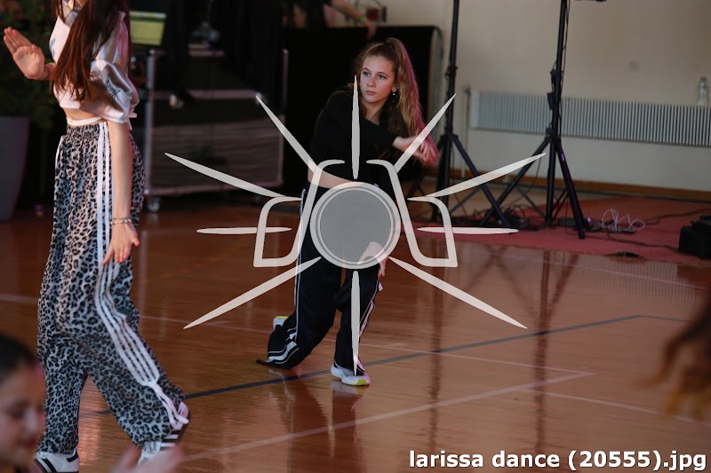 larissa dance (20555).jpg