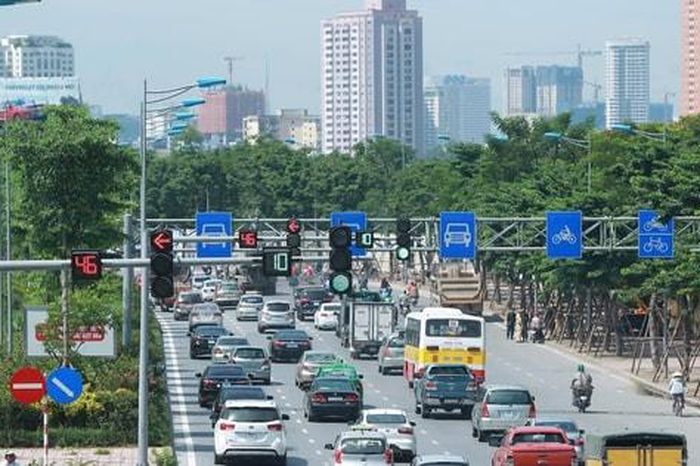 Minh bạch hóa và nâng cao ý thức tham gia giao thông - Báo Hà Nội Mới