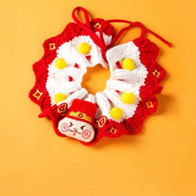 Hand-knitted neckerchief for pets