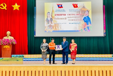 Trường Đại học Tây Bắc tổ chức đón tết Bun Pi May cho Lưu học sinh nước Cộng hòa Dân chủ Nhân dân Lào