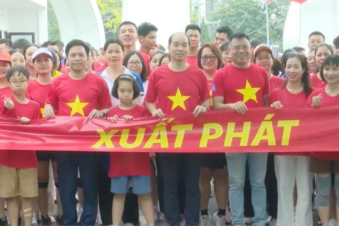 Ngàn bước chân, triệu trái tim khỏe mạnh - Đài Phát thanh và truyền hình Hà Nội