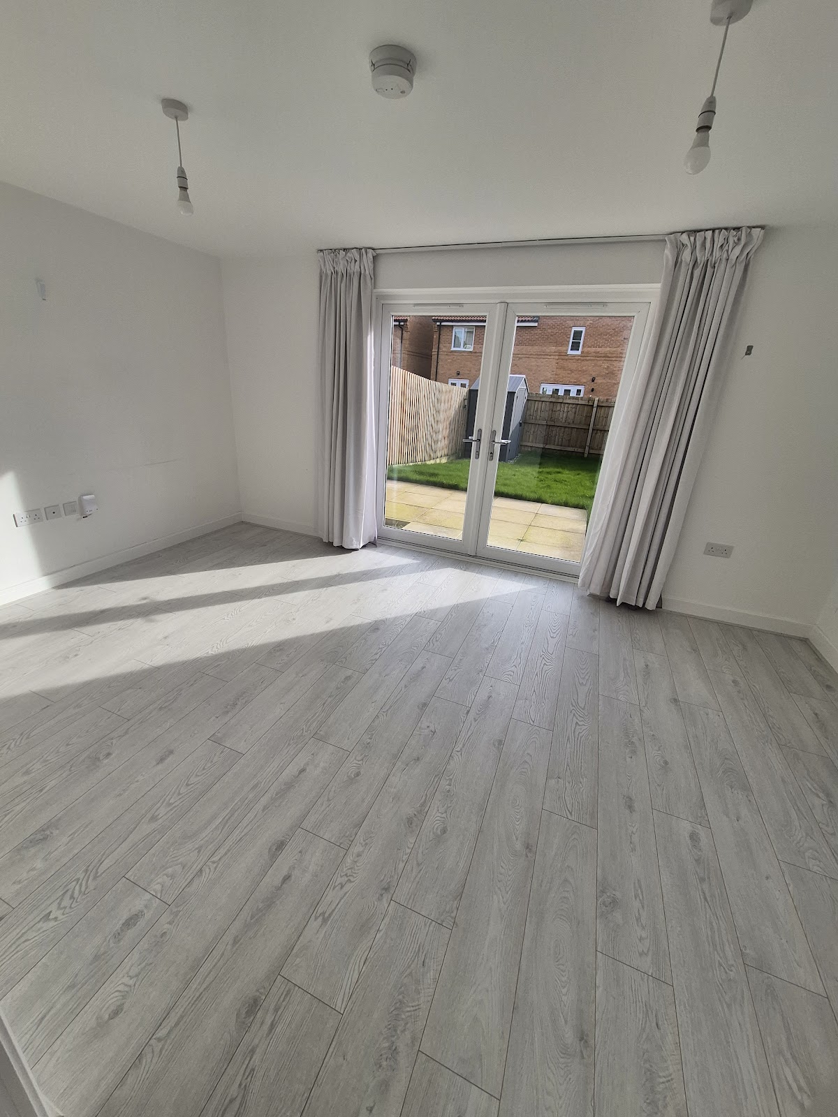 New carpet and flooring fitted throughout a rental property by LWR Group Lincoln