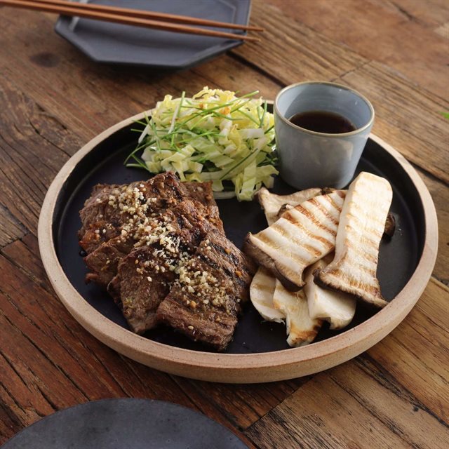 Thịt Bò Nướng Kiểu Hàn Quốc