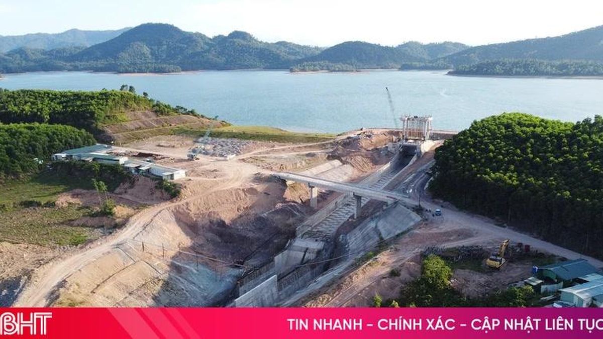 'Đua' tiến độ trên các công trình phòng chống thiên tai - Báo Hà Tĩnh
