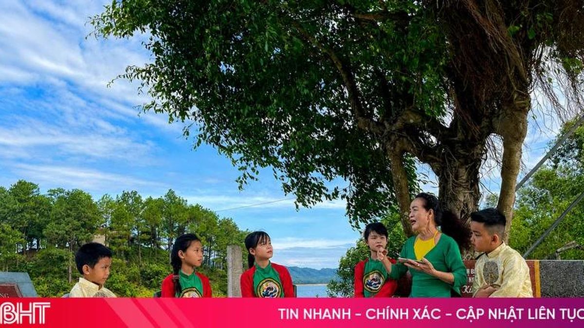 Trao truyền dân ca ví, giặm từ những lớp học mùa hè - Báo Hà Tĩnh