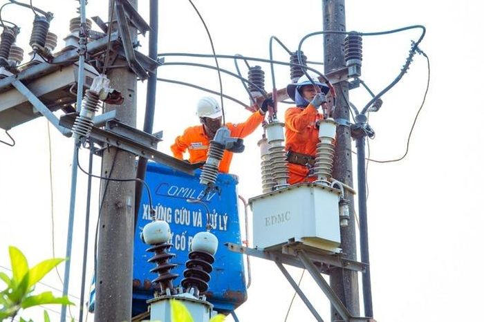 Nhu cầu sử dụng điện tăng cao trong ngày đầu nghỉ lễ - Đài Phát thanh và truyền hình Hà Nội