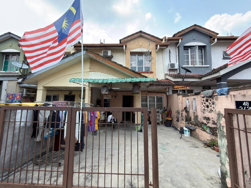 Double Storey Terrace, Bandar Bukit Mahkota Seksyen 2, Bangi — Bandar Bukit Mahkota Seksyen 2, Bangi, Selangor