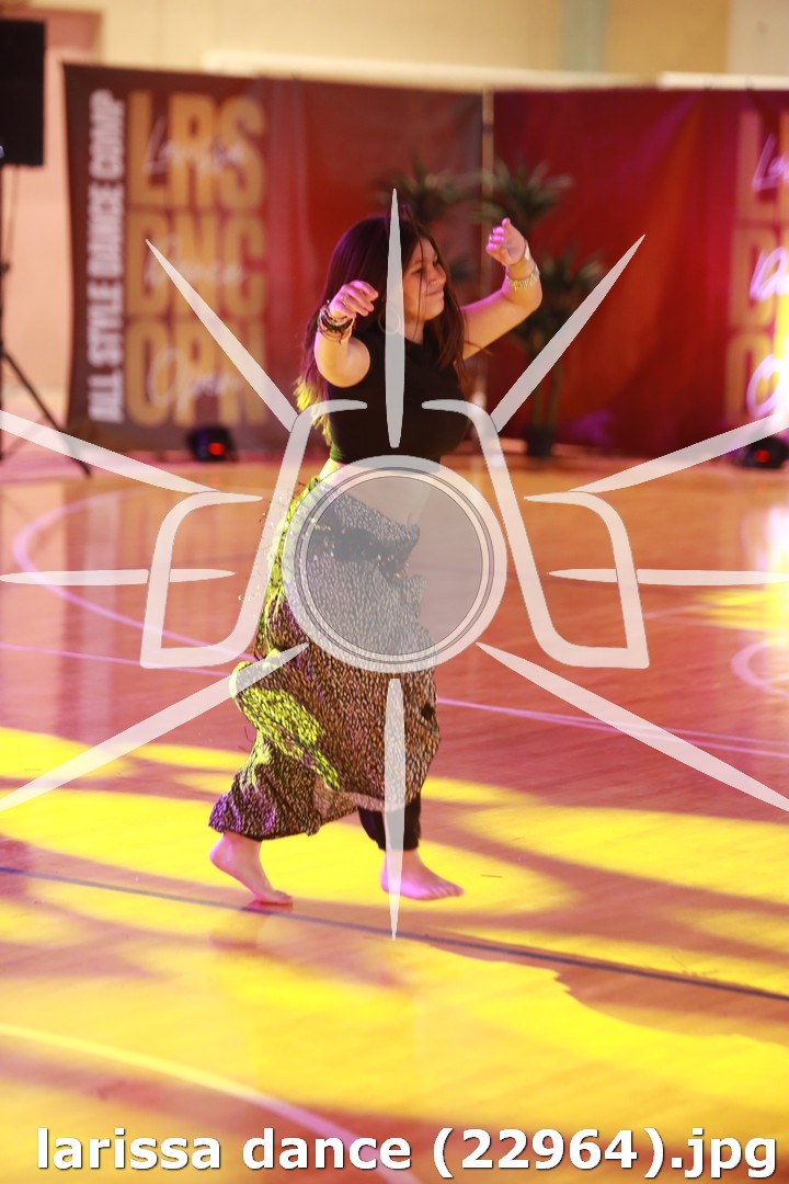 larissa dance (22964).jpg