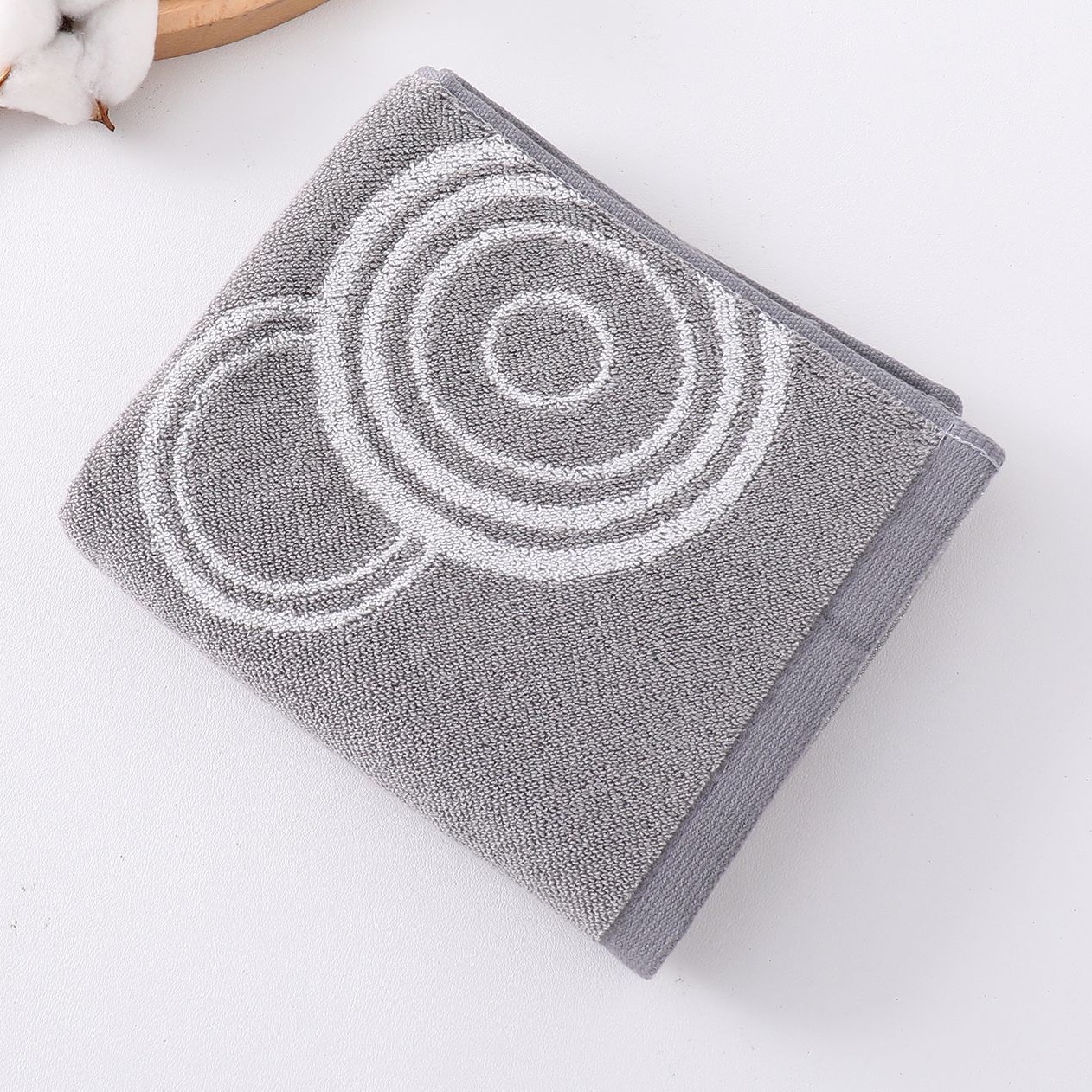 Towel, cotton, 74 × 35 cm, 120–140 g