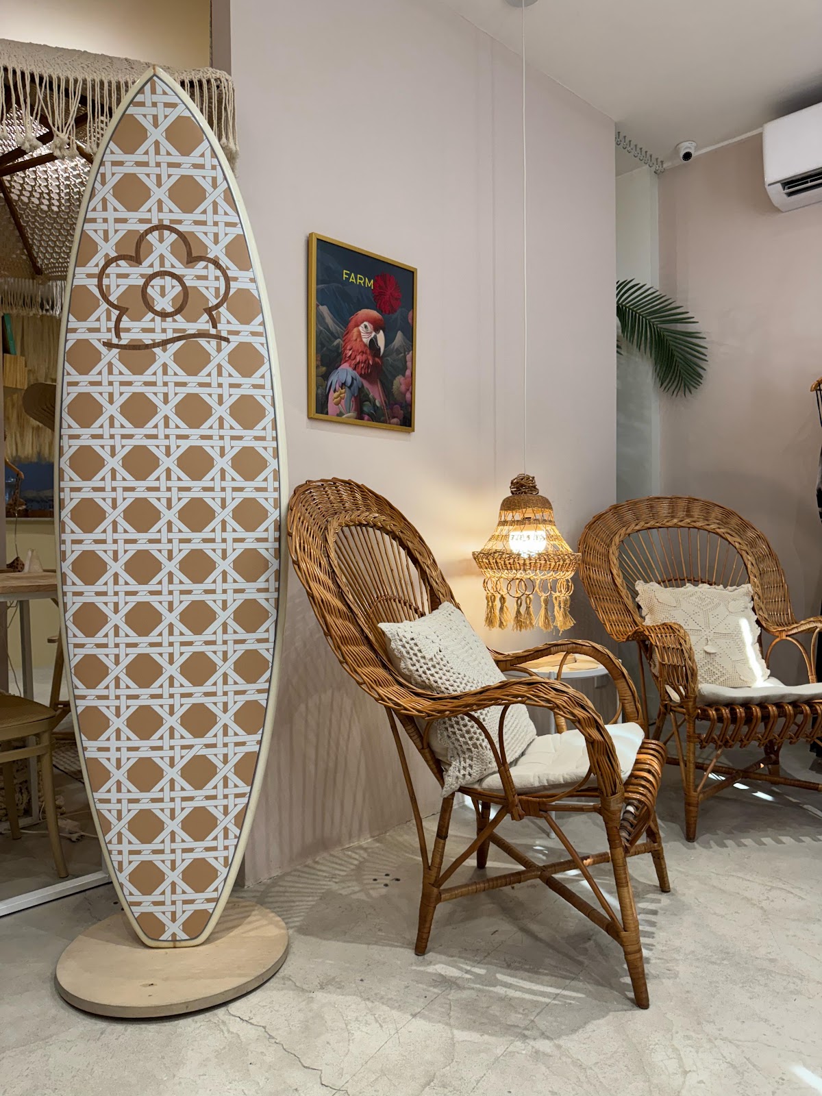 Verão FARM — showroom Low Profile + Dreams
