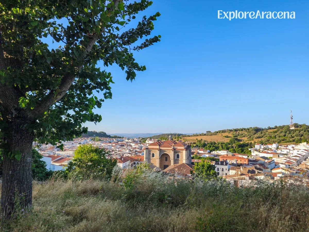 Aracena frente a otros pueblos andaluces: ¿Qué localidad deberías visitar?
