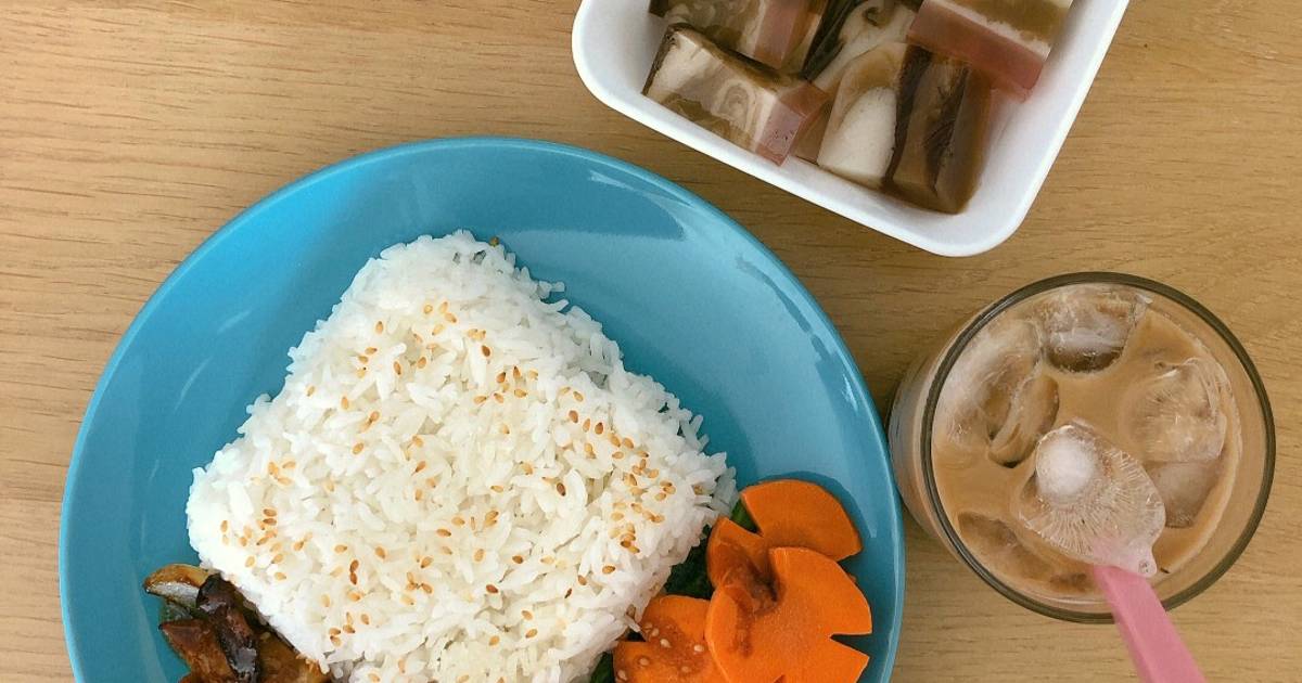 Cơm gà áp chảo kiểu Hoa