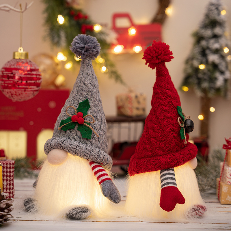 Illuminated Christmas gnome figures with knitted hats