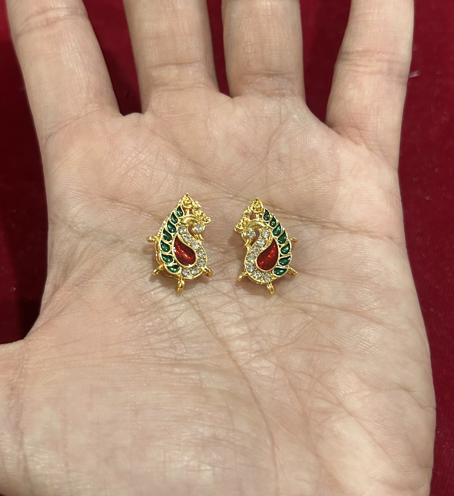 Small Mor dimond pendnet LEFT - RIGHT