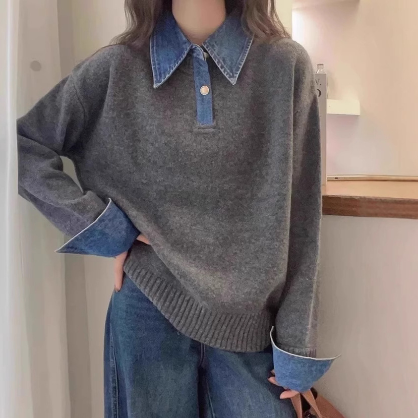 Women’s knit sweater with polo collar and denim sleeves
