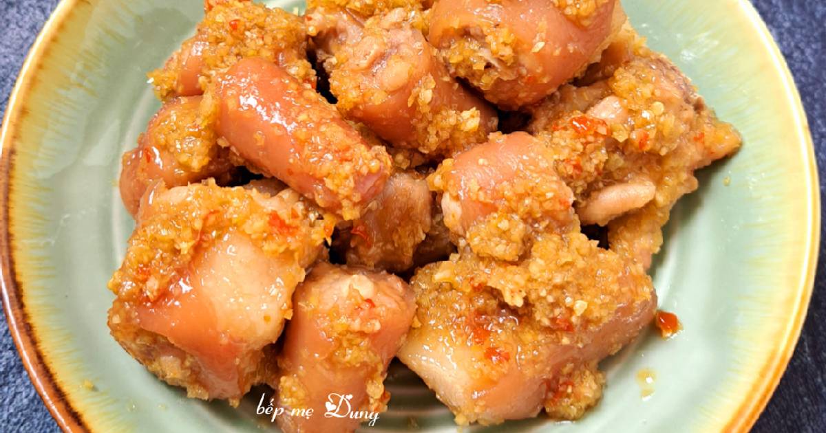 Đuôi heo kho sả ớt