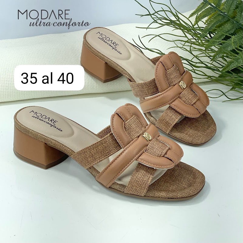 Sandalias de taco bajo con tiras trenzadas