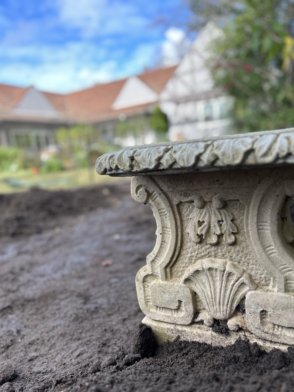 Concrete chair installation