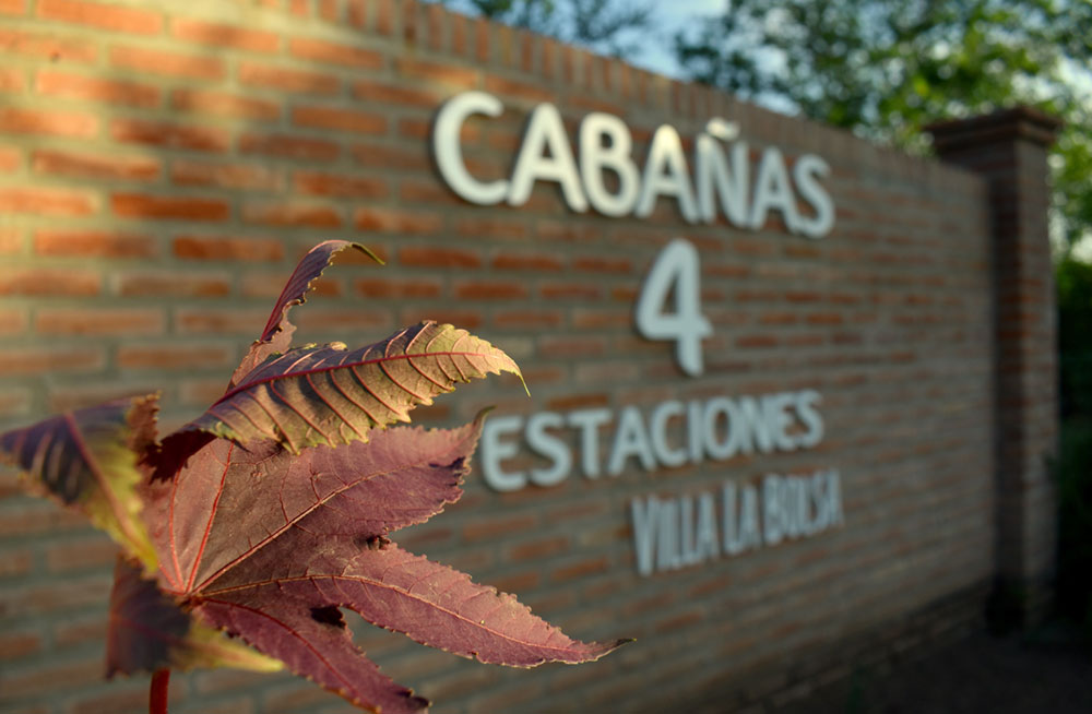 Parque y piscina de Cabañas 4 Estaciones en Villa La Bolsa, Córdoba