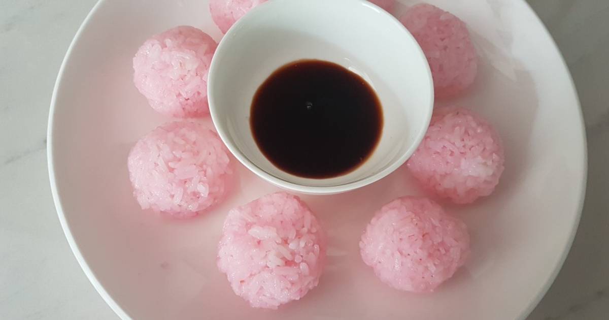 SP.0006 - Cơm Nắm Hoa Anh Đào Nhân Cá Ngừ Xốt Mayo